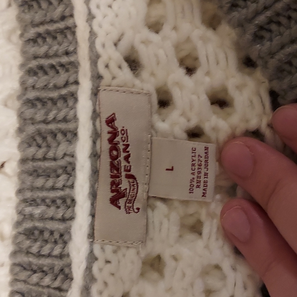 Arizona Jeans Holey Sweater - Picture 6 of 6